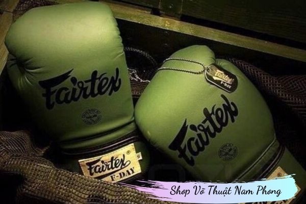 Găng tay boxing FAIRTEX